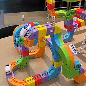 Modulær togbane for barn